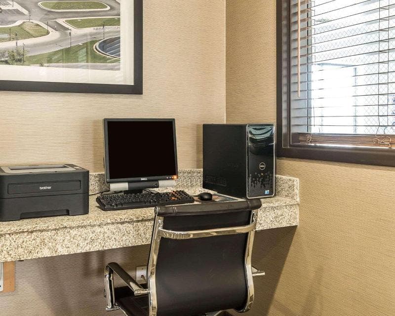 Quality Inn Bethany photo 1