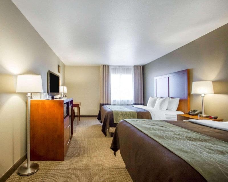 Comfort Inn Bolivar 4