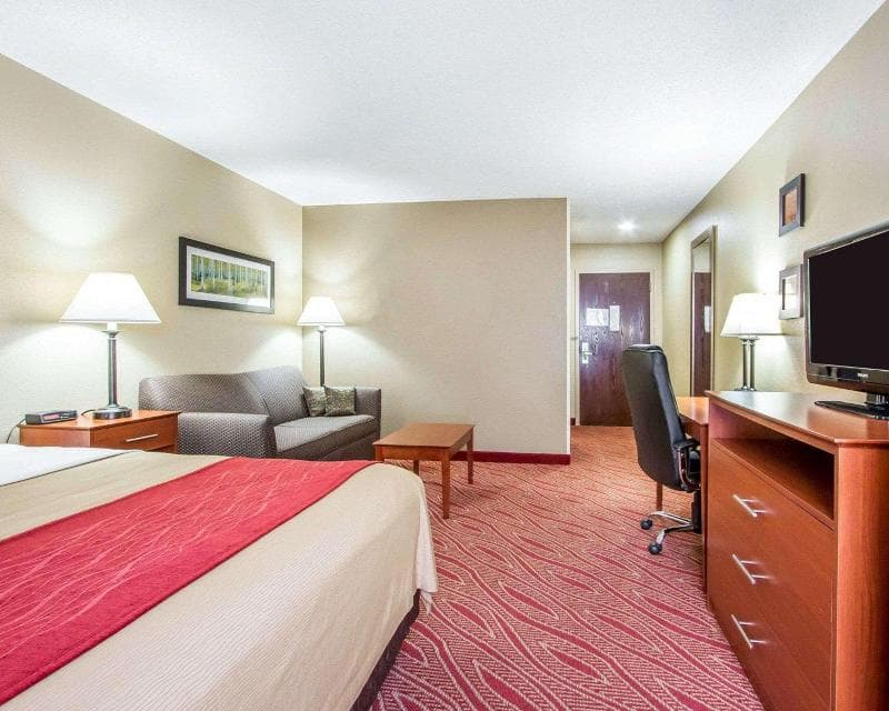 Comfort Inn 2