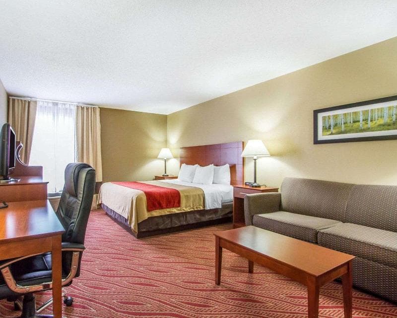 Comfort Inn 4
