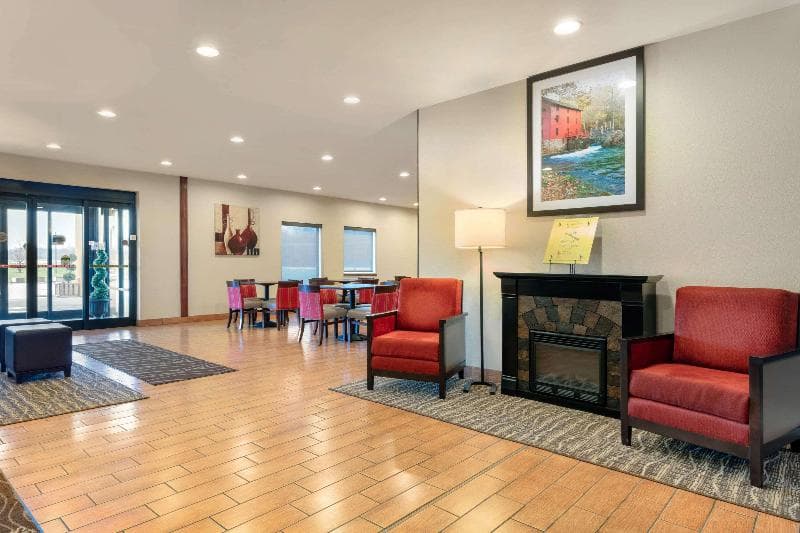 Comfort Inn Willow Springs 5