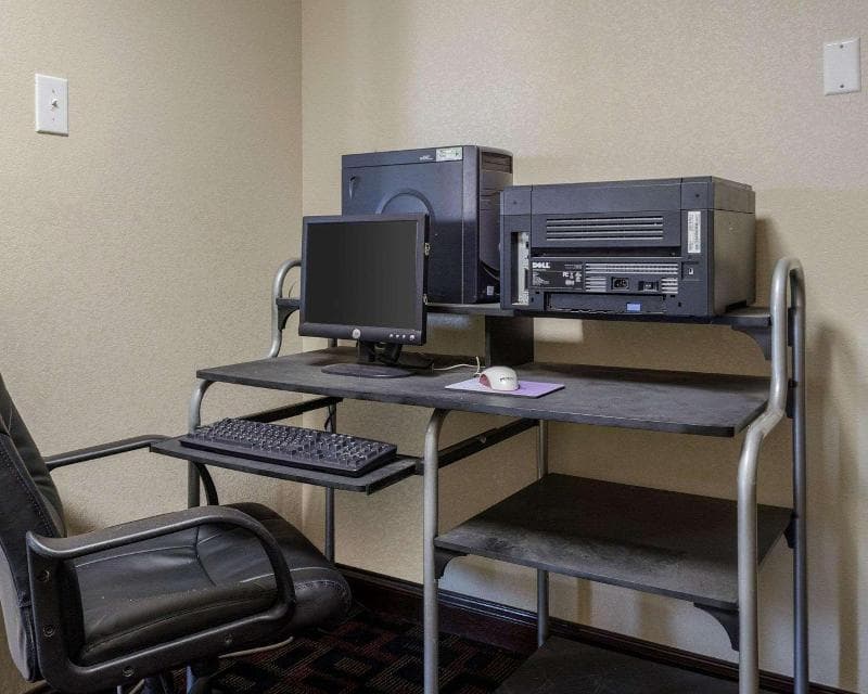 Quality Inn Magee main