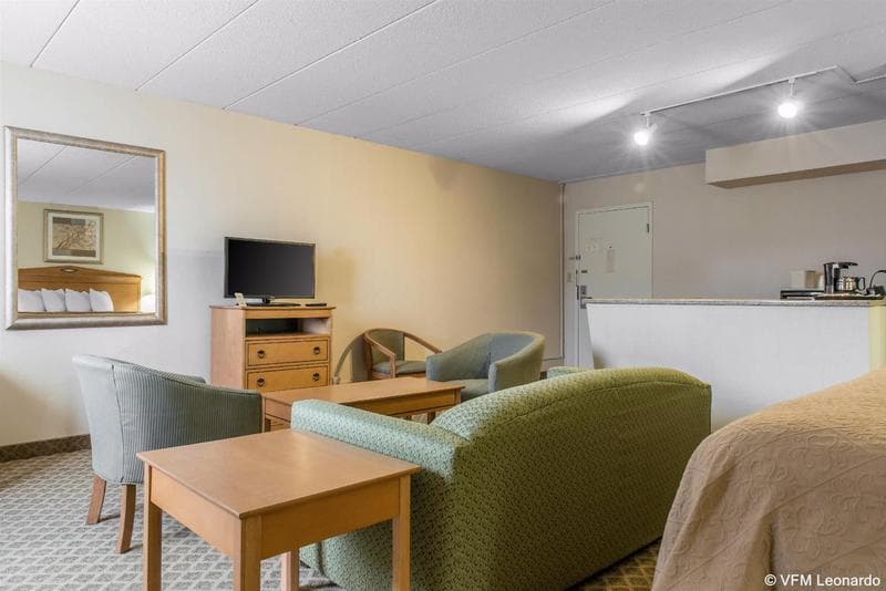 Quality Inn & Suites Fairview photo 1