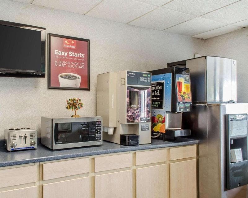Econo Lodge Frackville photo 1