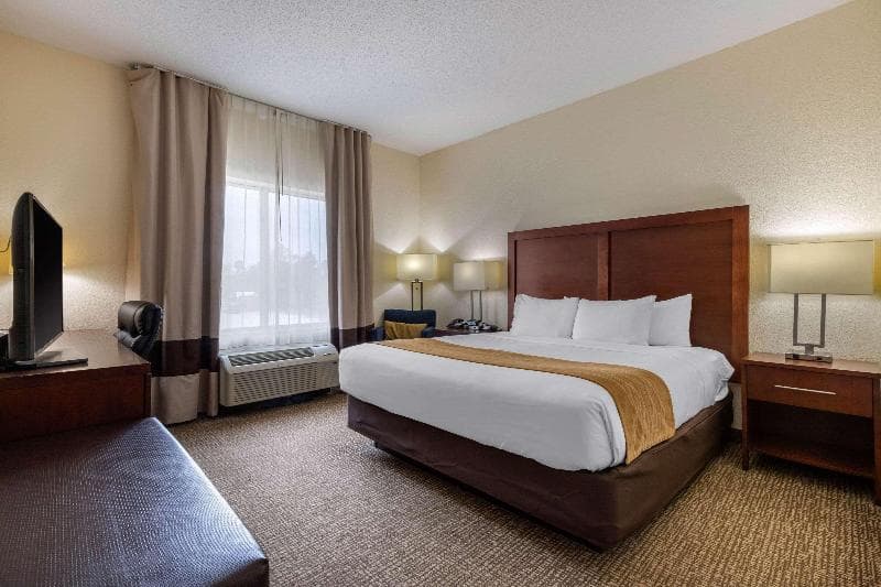Comfort Inn & Suites Camden 5