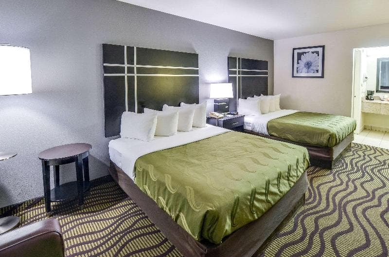 Quality Inn & Suites 2