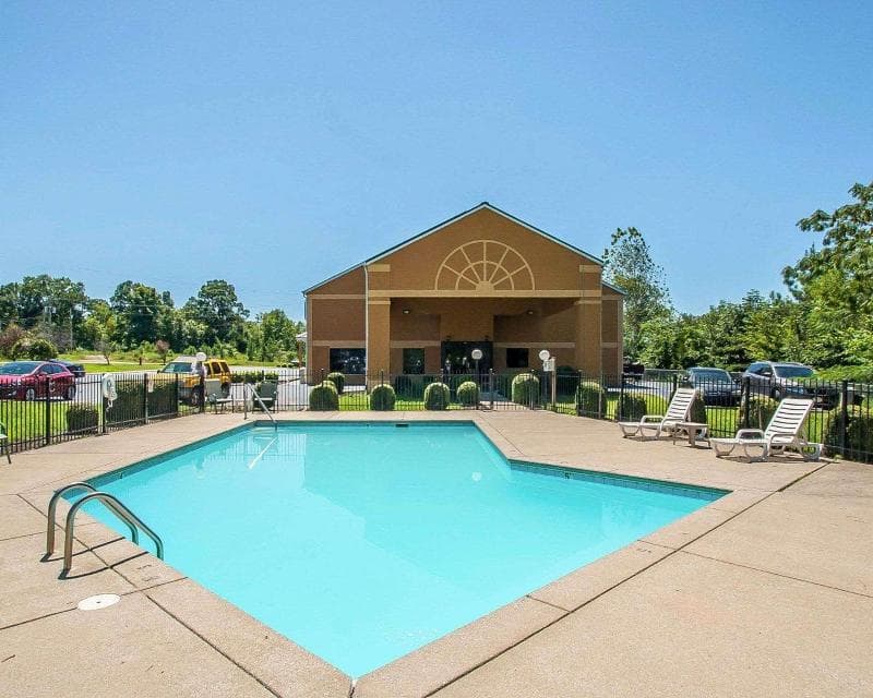 Quality Inn And Suites Centerville 2