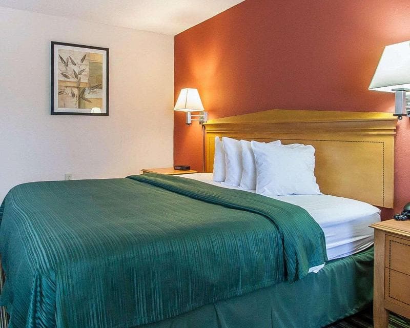 Quality Inn And Suites Centerville photo 1