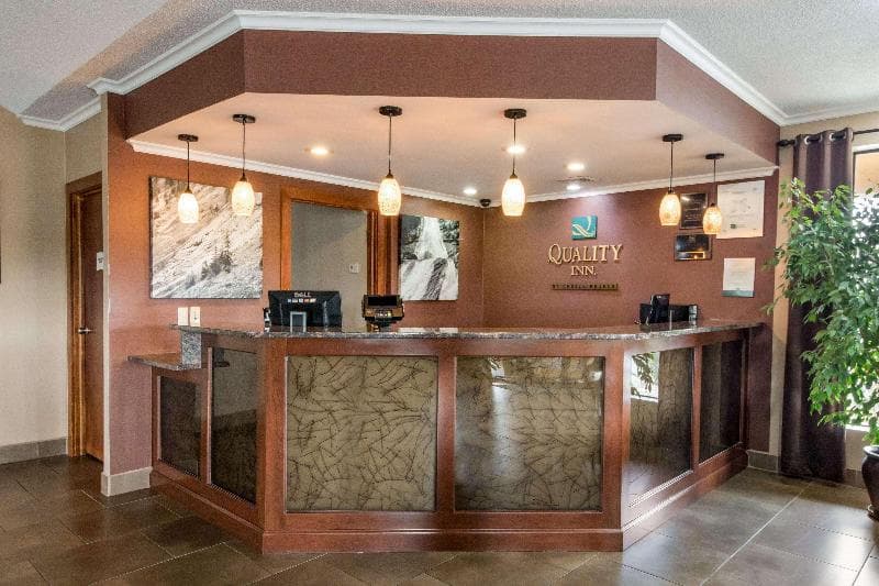 Quality Inn 5