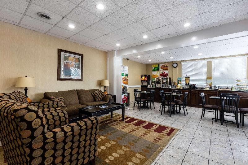 Quality Inn Tullahoma 5