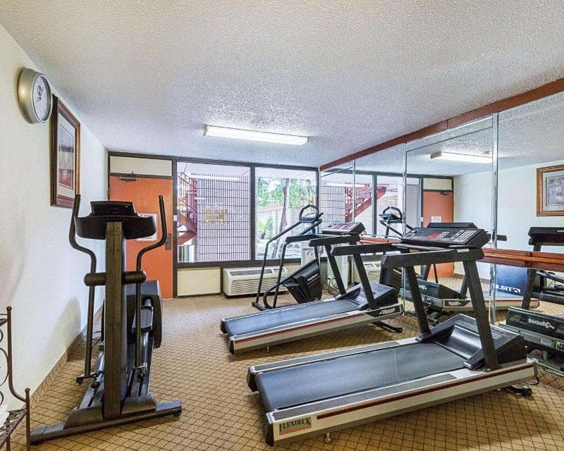 Clarion Inn Channelview 3