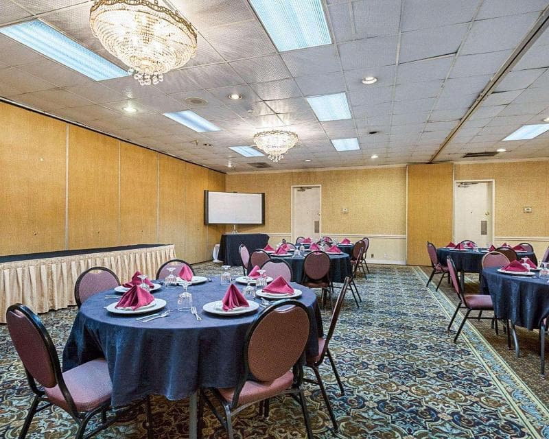 Clarion Inn Channelview photo 1