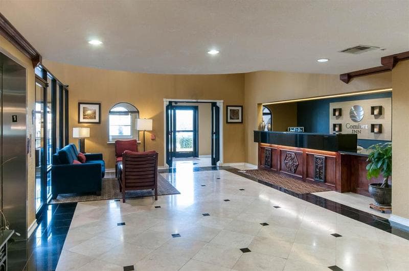 Comfort Inn Conroe photo 1