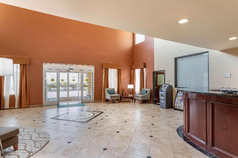 Quality Inn And Suites La Porte 5