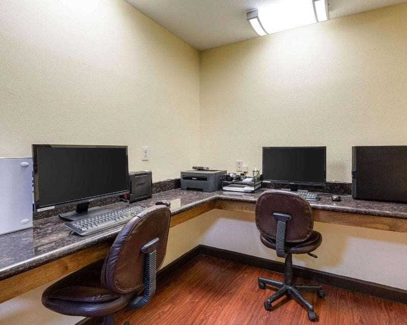 Comfort Suites Lake Jackson Clute photo 1