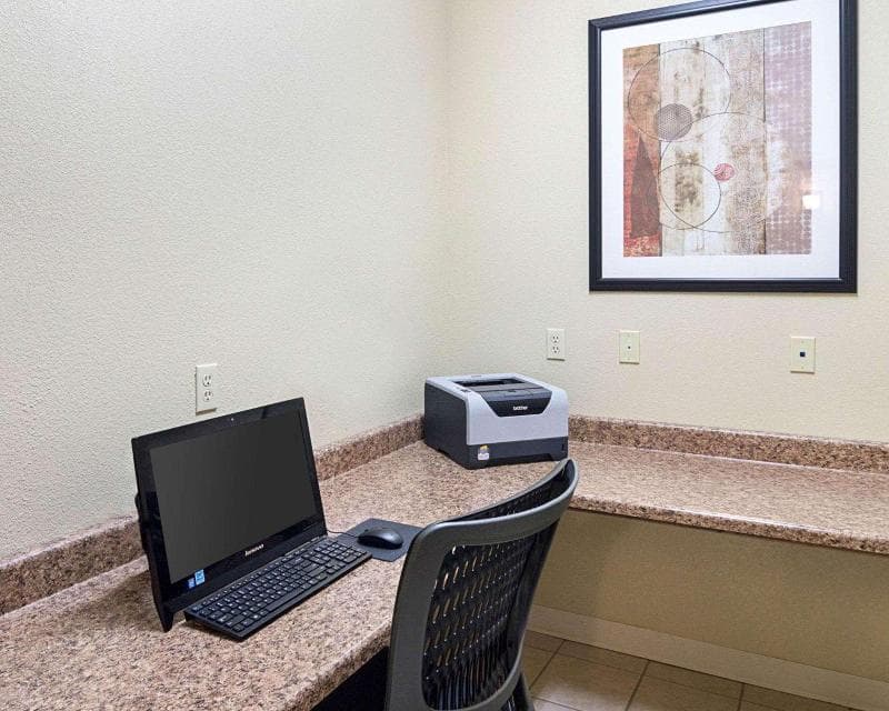 Comfort Inn photo 1