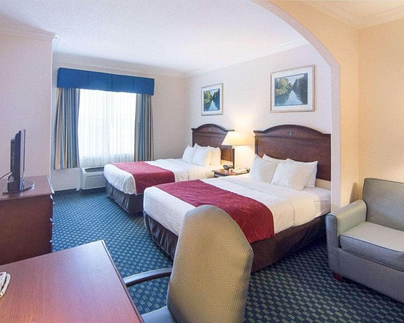Comfort Suites 2