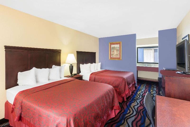 Days Inn By Wyndham Uvalde 2