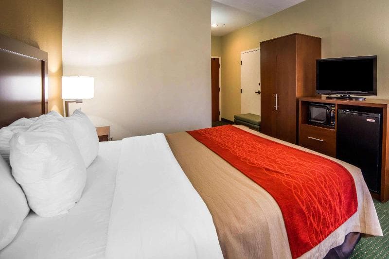 Quality Inn 3