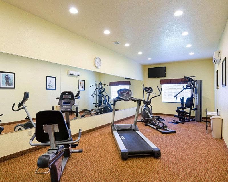 Comfort Inn & Suites Orange - Montpelier photo 1