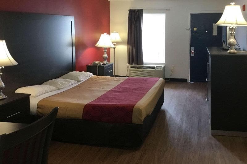 Econo Lodge Ruther Glen 4