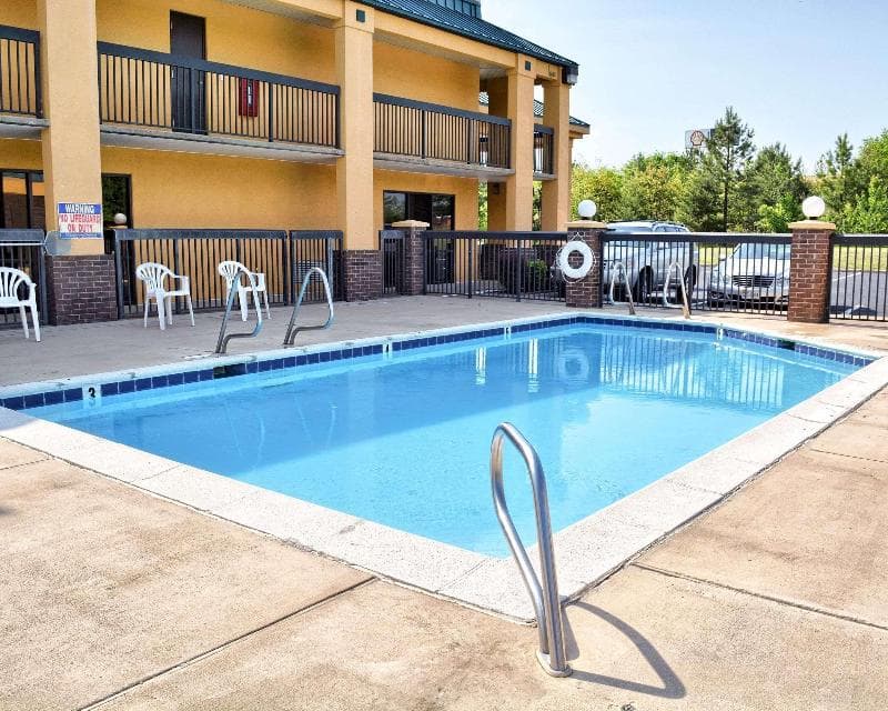 Quality Inn 2