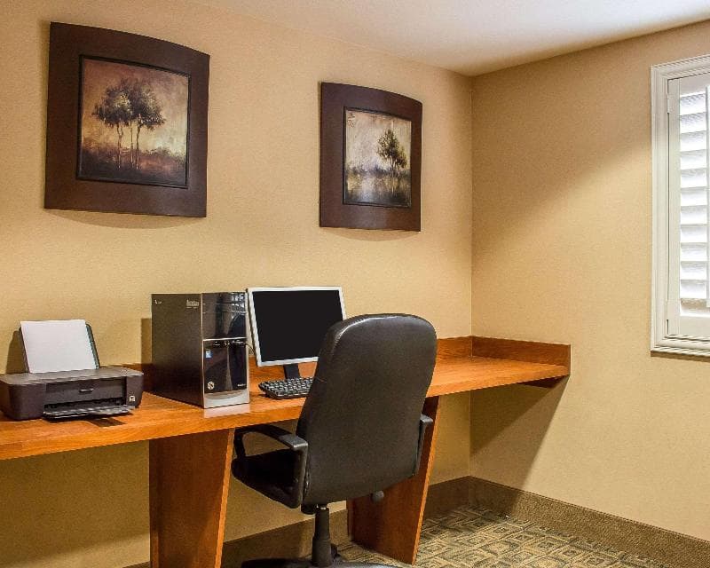 Comfort Inn & Suites Thatcher - Safford photo 1