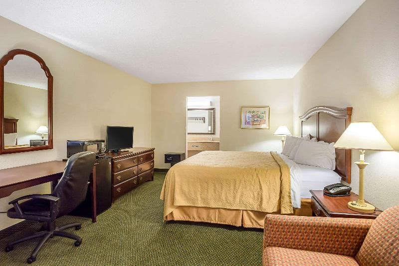 Quality Inn & Conference Center 3