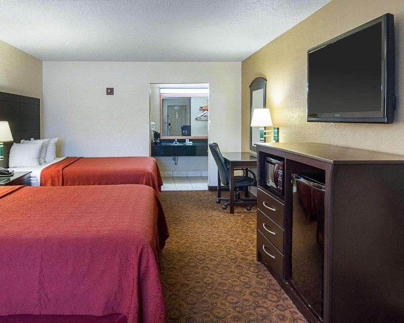 Quality Inn Magnolia 2