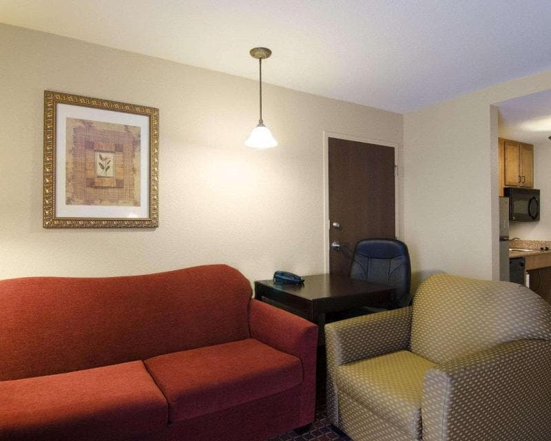 Mainstay Suites 2
