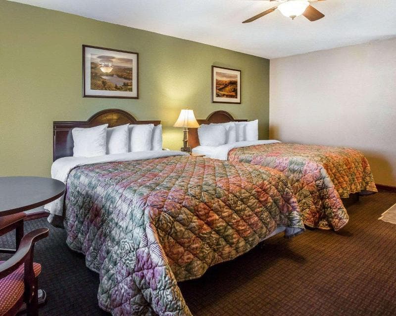 Quality Inn & Suites Cameron Park Shingle Springs 5