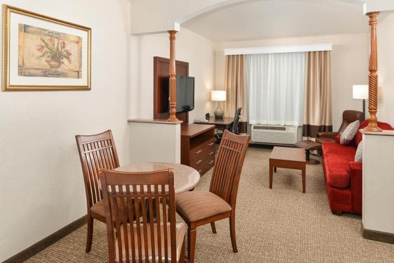 Comfort Suites Redlands photo 1