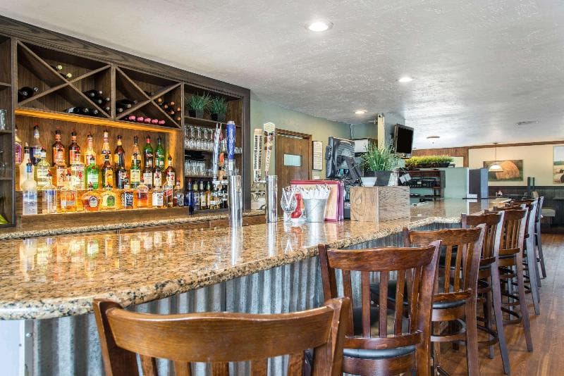 Rodeway Inn photo 1