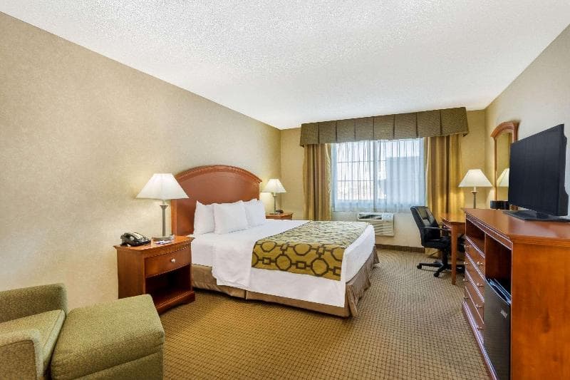 Baymont By Wyndham Fort Morgan 5