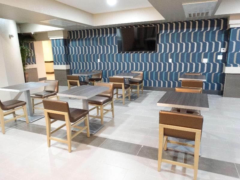 Best Western Plus Safford 3