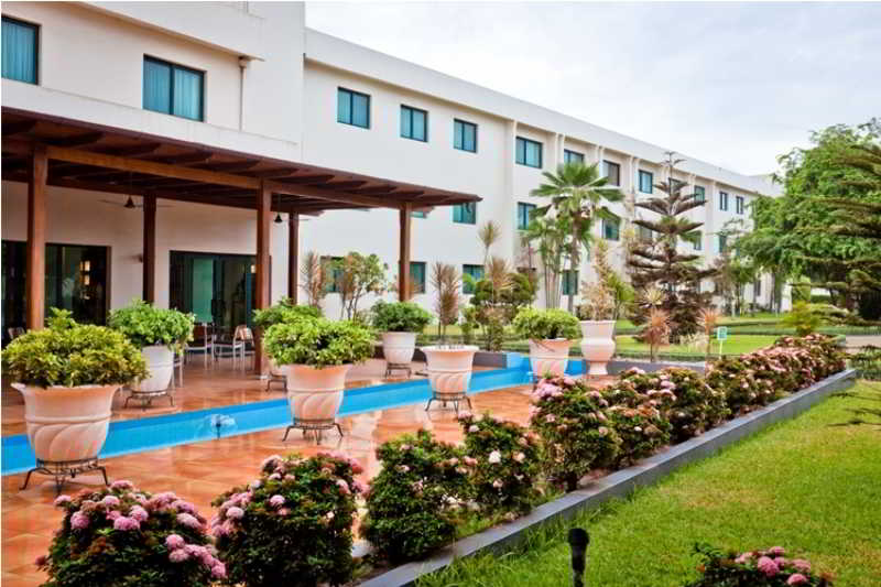 Fiesta Royale Hotel Accra 2