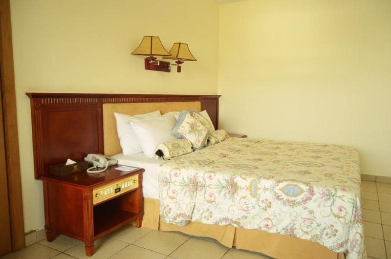 Mensvic Grand Hotel 3
