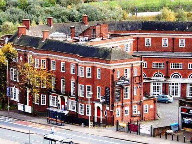 Station Hotel photo 1
