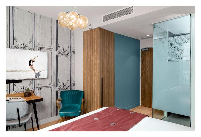 Lyric Hotel Paris 4