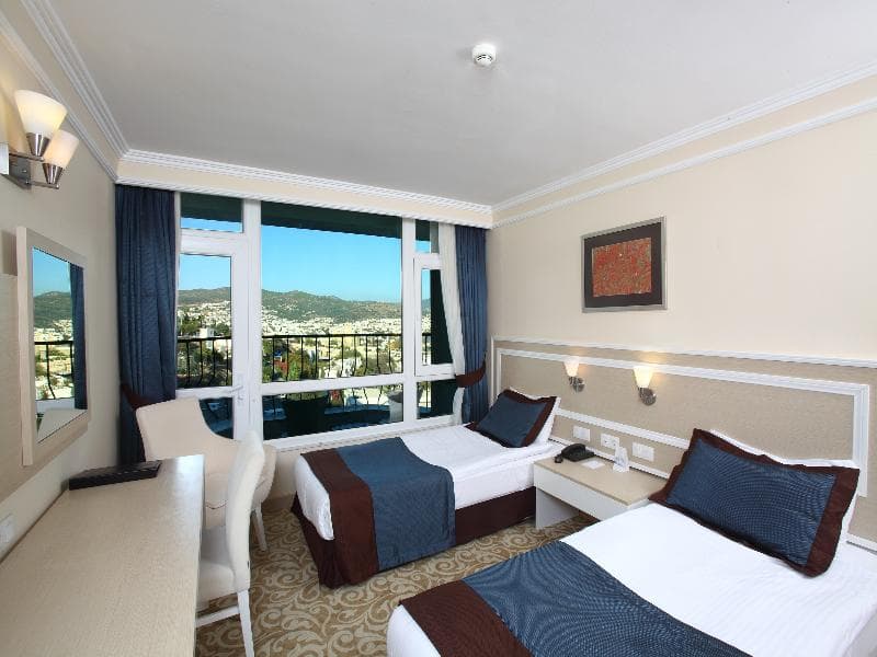 Royal Arena Resort 5