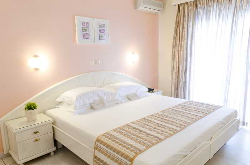 Strass Hotel 5