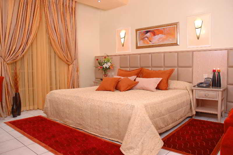 Strass Hotel 4