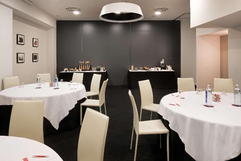 Nh Collection Madrid Suecia photo 1