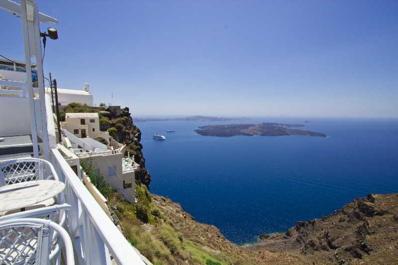 Pearl On The Cliff Hotel & Suites photo 1