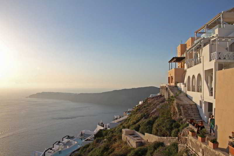 Pearl On The Cliff Hotel & Suites 4