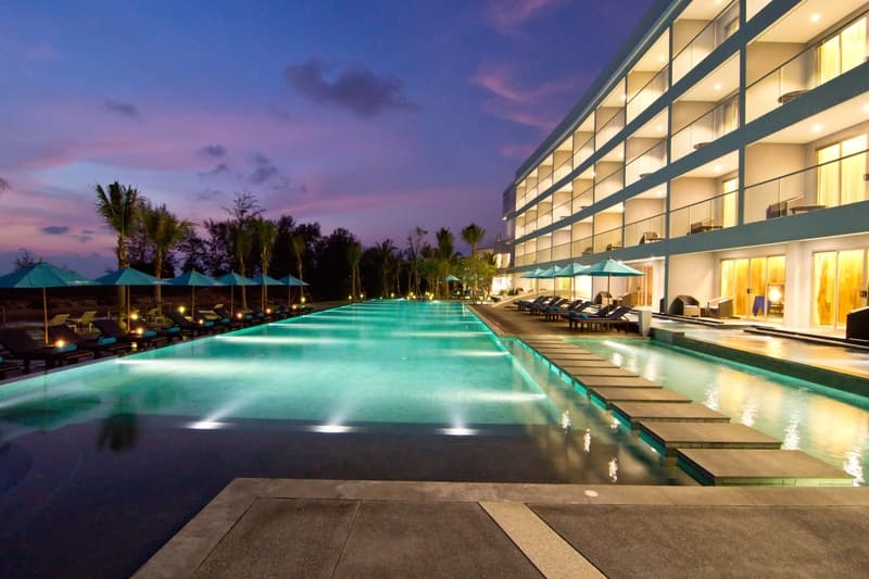 Le Coral Hideaway Beyond 4