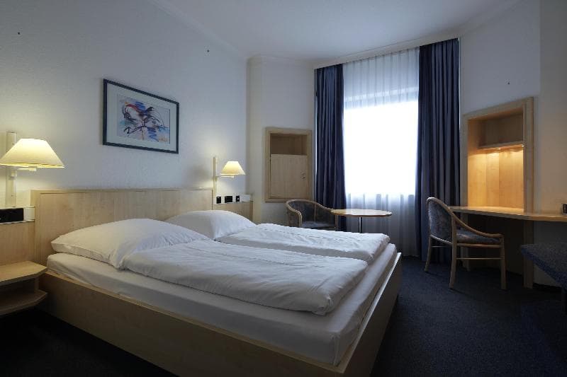 Intercityhotel Ulm 4