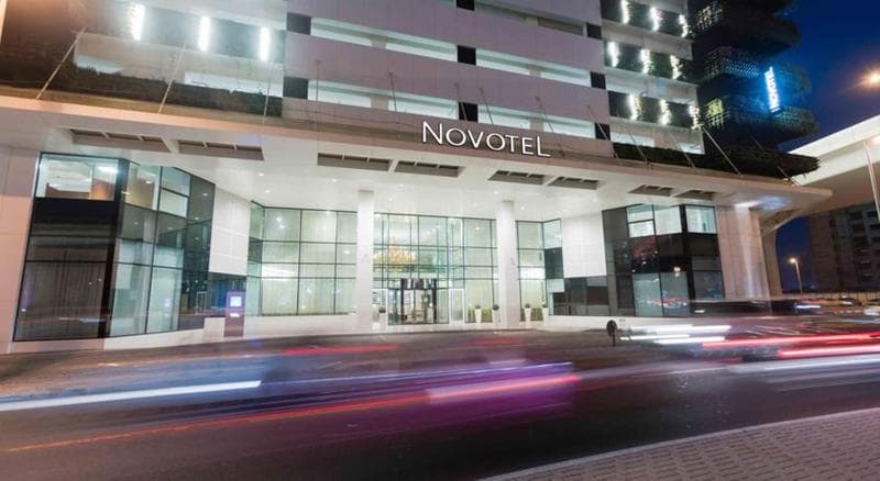 Novotel Dubai Al Barsha 2