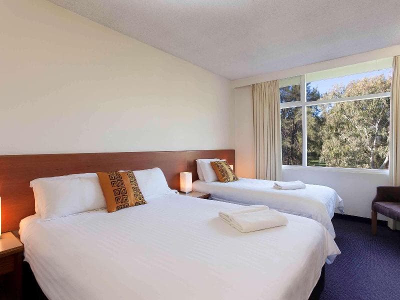 Ibis Styles Tamworth 3
