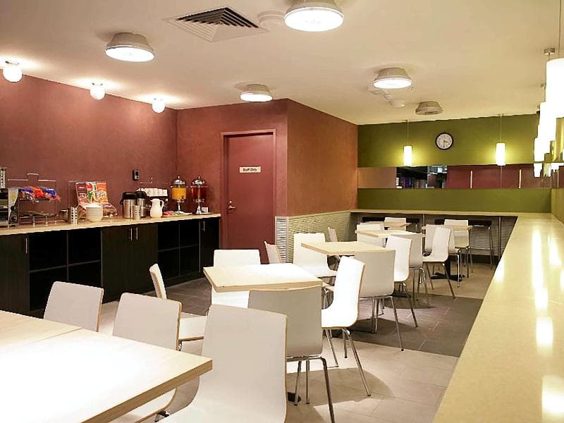 Ibis Budget Melbourne Cbd 1